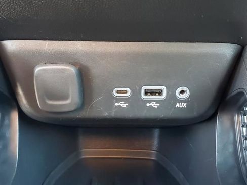 Certified 2023 Chevrolet TrailBlazer ACTIV w/ Convenience Package image 28