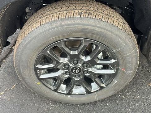 New 2026 Toyota Tundra Platinum image 34