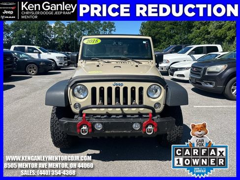 Used 2018 Jeep Wrangler Unlimited Sport S AWD/4WD image 2