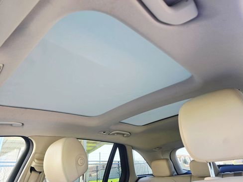 Used 2017 Mercedes-Benz GLC 300 4MATIC image 15