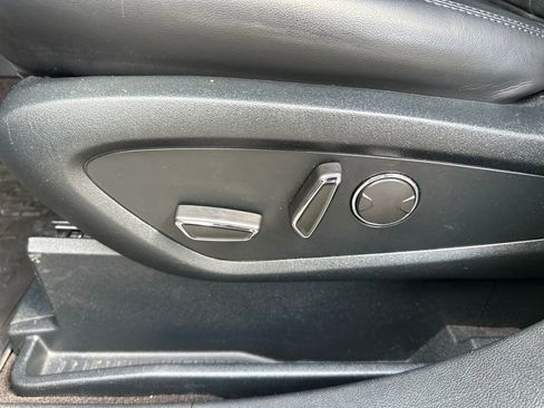 Used 2020 Lincoln Nautilus Reserve w/ Equipment Group 201A image 19