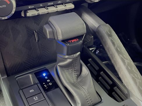Used 2025 Toyota Tacoma TRD Sport RWD image 24