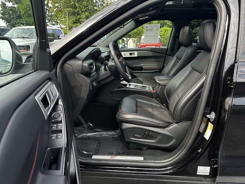 Certified 2023 Ford Explorer ST-Line w/ Class IV Trailer Tow Package AWD/4WD image 19