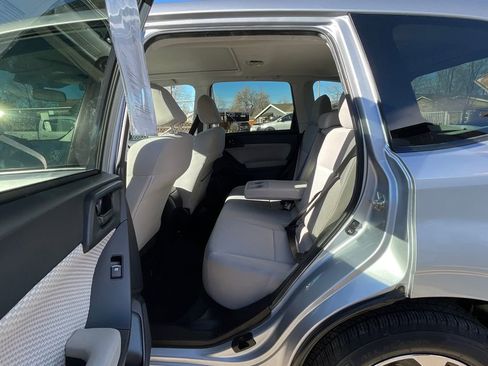 Used 2017 Subaru Forester 2.5i Premium w/ All-Weather Package image 20