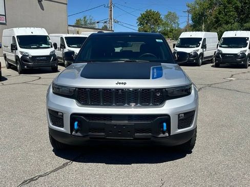 Used 2023 Jeep Grand Cherokee Trailhawk w/ Advanced Protech Group II AWD/4WD image 13