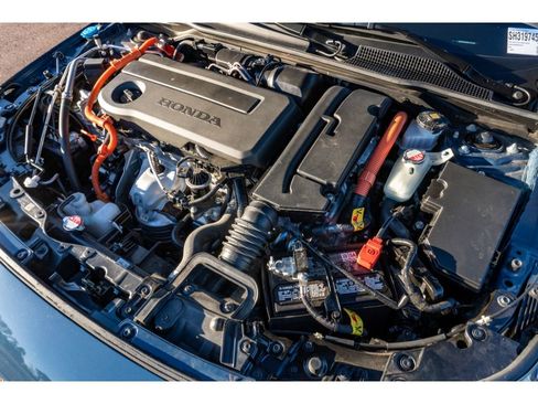 Used 2025 Honda Civic Sport image 30