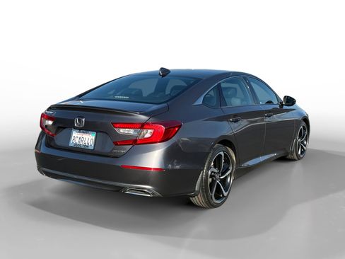 Used 2018 Honda Accord Sport image 5