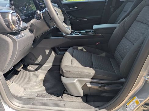 New 2026 Chevrolet Equinox LT w/ Safety and Technology Package FWD image 10
