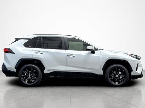 Certified 2025 Toyota RAV4 SE w/ Convenience Package AWD/4WD image 6