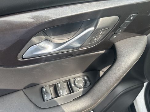 Used 2019 Chevrolet Blazer Premier w/ Sun and Wheels Package AWD/4WD image 14