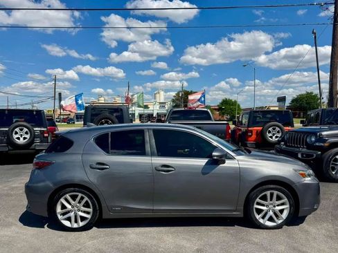 Used 2015 Lexus CT 200h image 7