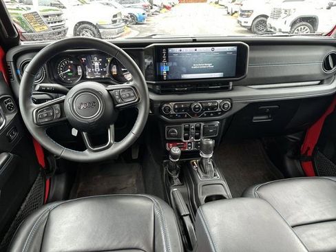 Used 2024 Jeep Wrangler Unlimited Rubicon 4xe w/ Capability Package image 25