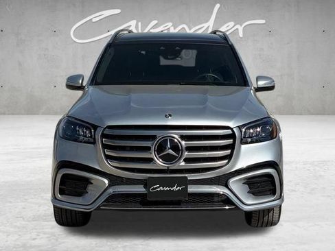 Used 2025 Mercedes-Benz GLS 450 4MATIC image 18