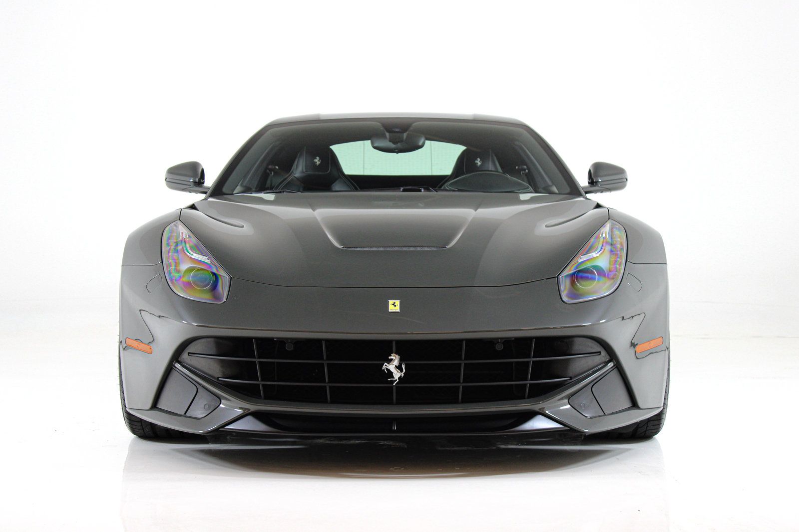 Used 2015 Ferrari F12 Berlinetta RWD image 15