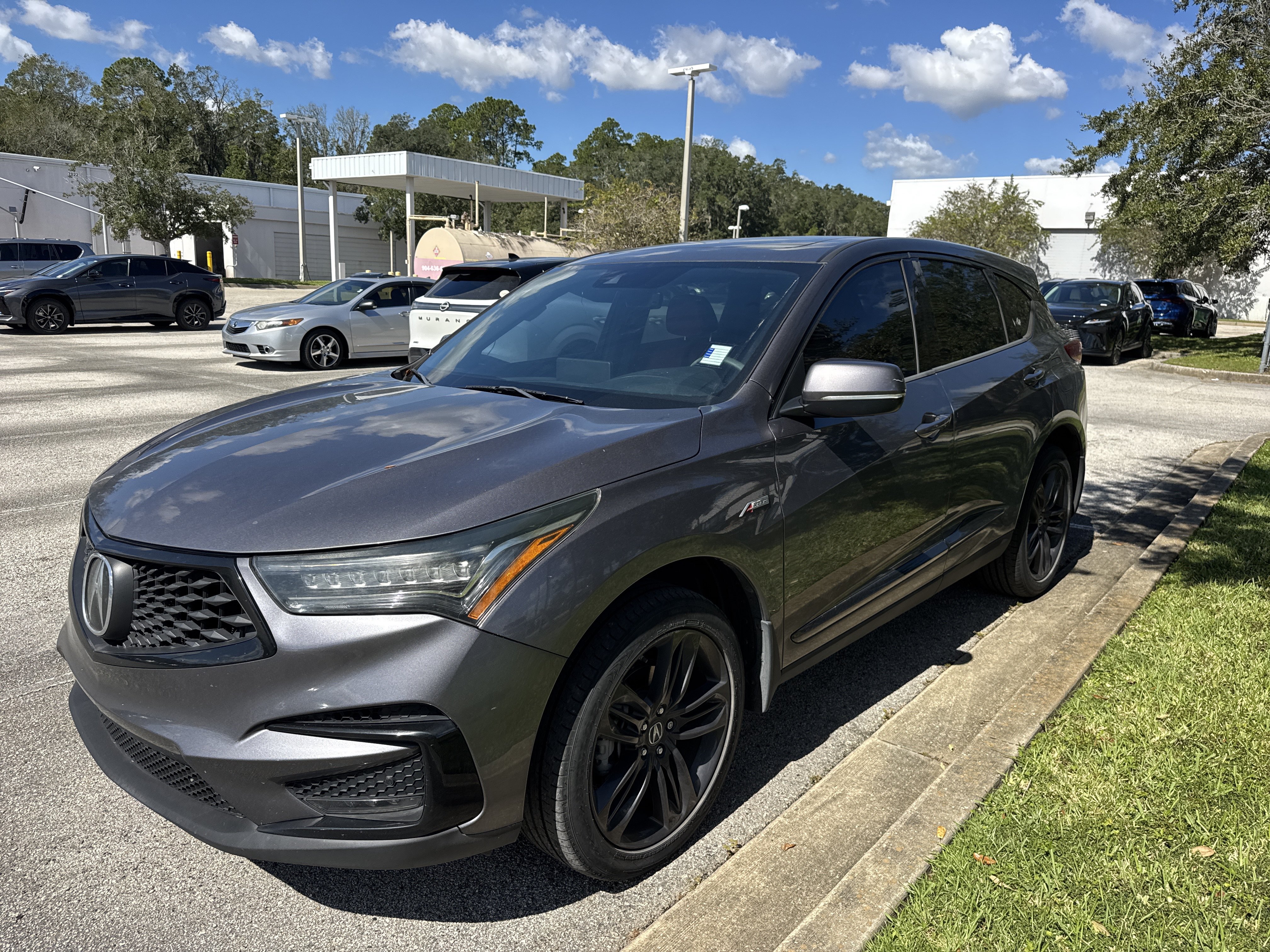 Used 2019 Acura RDX w/ Advance Package FWD image 4