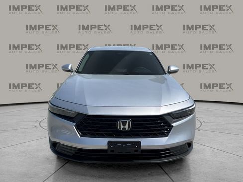 Used 2025 Honda Accord LX image 9