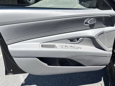 New 2026 Hyundai Elantra SEL Sport Premium FWD image 10