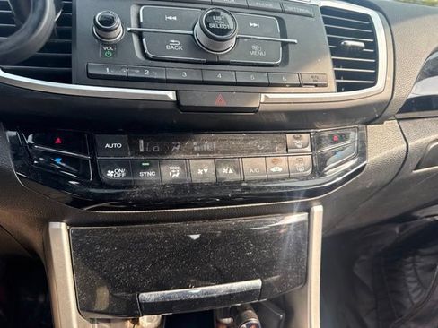 Used 2017 Honda Accord LX image 14