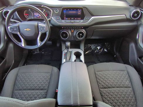 Used 2019 Chevrolet Blazer LT image 13