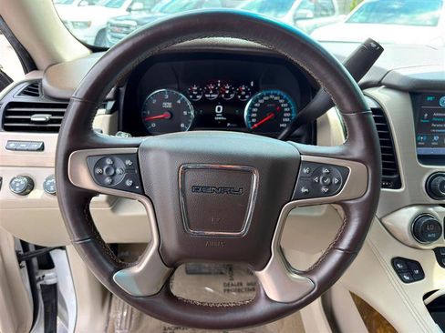 Used 2017 GMC Yukon Denali w/ Open Road Package AWD/4WD image 15