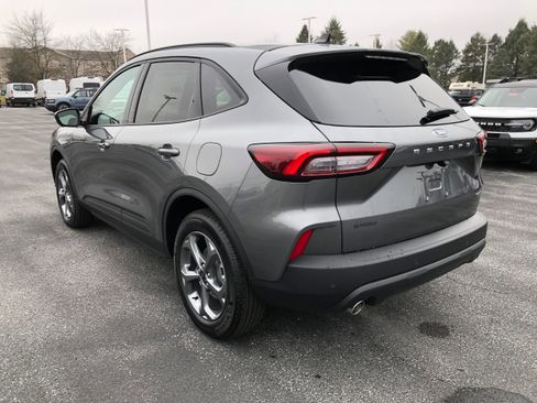 New 2026 Ford Escape ST-Line Select w/ Tech Pack #2 AWD/4WD image 10