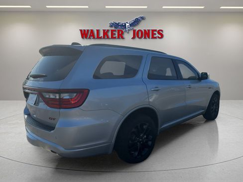 Used 2025 Dodge Durango GT image 3