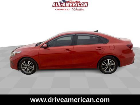 Used 2023 Kia Forte LXS w/ LXS Technology Package image 5
