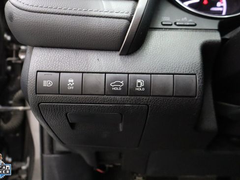 Used 2020 Toyota Camry SE FWD image 14