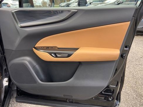 Certified 2025 Lexus NX 350 AWD w/ Accessory Package (2T) image 29