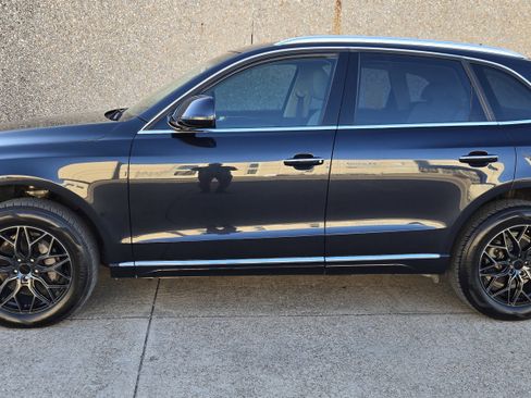 Used 2015 Audi Q5 2.0T Premium Plus w/ Technology Package image 4