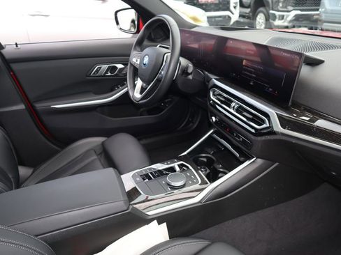 Used 2023 BMW 330e xDrive w/ Premium Package image 26