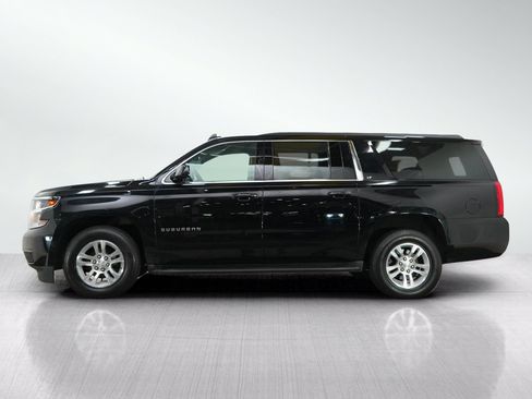 Used 2020 Chevrolet Suburban LT AWD/4WD image 2