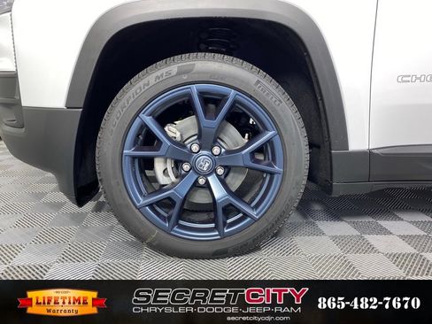 New 2026 Jeep Cherokee Limited AWD/4WD image 9
