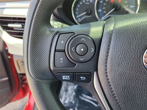 Used 2016 Toyota Corolla LE FWD image 22
