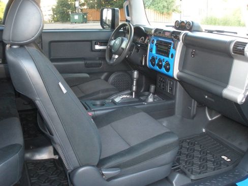 Used 2008 Toyota FJ Cruiser 4WD image 24