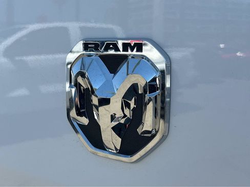 Used 2023 RAM ProMaster 2500 FWD image 40