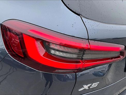 Used 2022 BMW X5 xDrive40i w/ Premium Package image 26