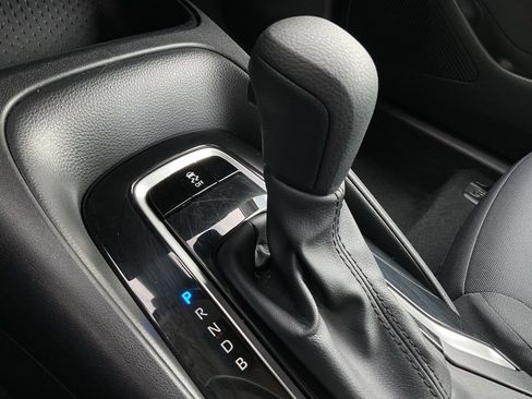 Used 2025 Toyota Corolla LE image 34