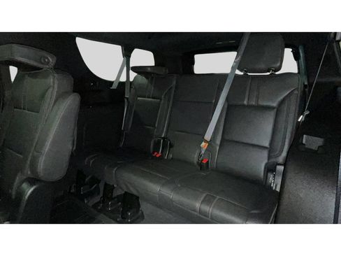 Used 2023 Chevrolet Suburban RST w/ Luxury Package AWD/4WD image 17