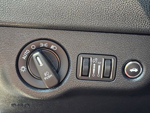 Used 2013 Chrysler 300 Touring w/ Driver Convenience Group RWD image 22