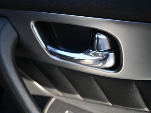 Used 2012 INFINITI FX35 2WD w/ Premium Pkg image 50