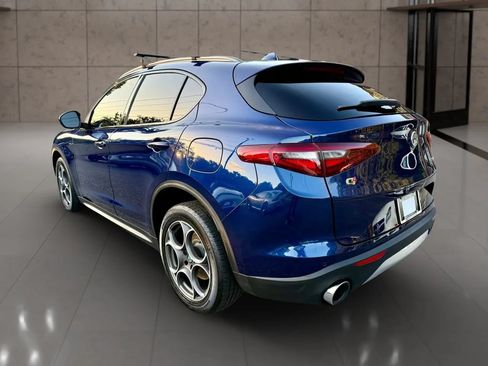 Used 2018 Alfa Romeo Stelvio Sport w/ Quick Order Package 22J Sport AWD/4WD image 8