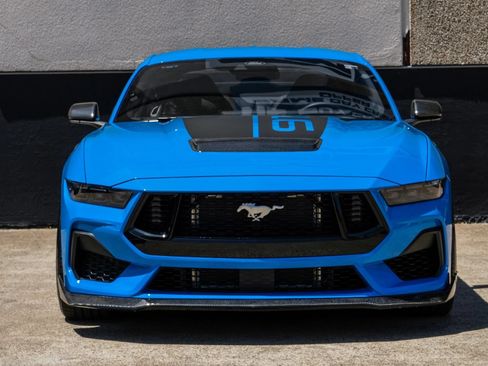 Used 2025 Ford Mustang GT Premium w/ GT Performance Package RWD image 4