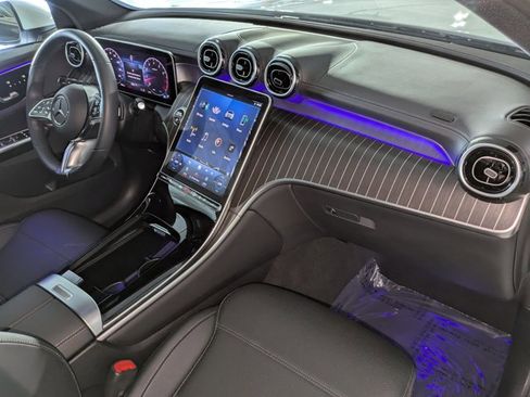 Certified 2024 Mercedes-Benz GLC 300 image 21
