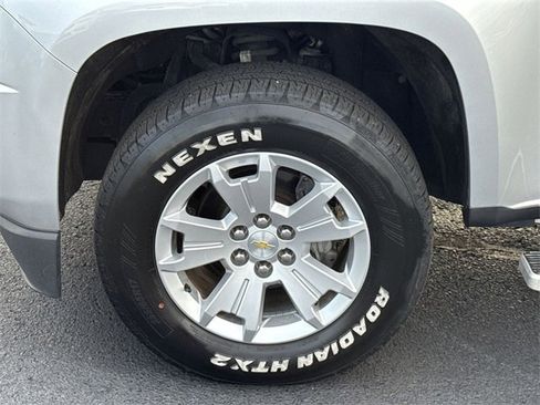 Used 2020 Chevrolet Colorado LT image 19