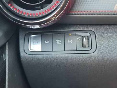 Used 2025 Chevrolet Equinox RS w/ Safety and Technology Package AWD/4WD image 19