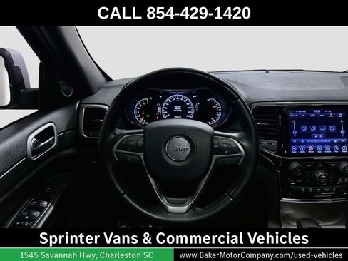 Used 2019 Jeep Grand Cherokee Altitude AWD/4WD image 23