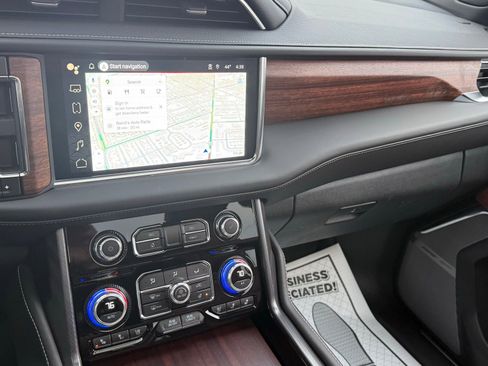 Used 2024 GMC Yukon XL Denali Ultimate image 49