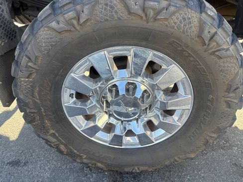 Used 2016 GMC Sierra 2500 Denali w/ Duramax Plus Package AWD/4WD image 15