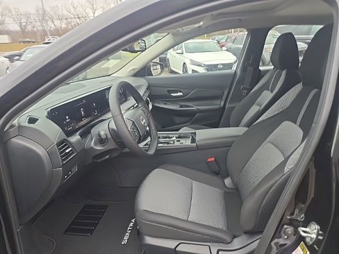 New 2026 Nissan Sentra SV image 9